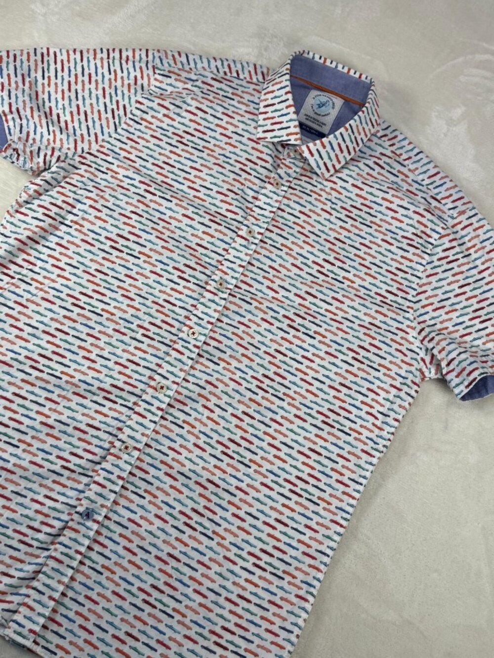 A Fish Named Fred Cadillac Print Short Sleeve Button Down Mens L Cars Colorful